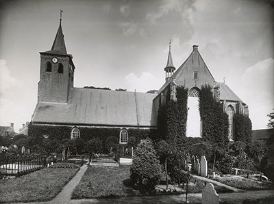 Gezicht op het oude kerkhof, ca. 1910.